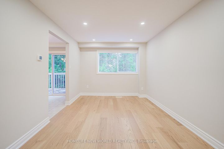 Photo 9 at 29 New Havens Way, Thornhill, Markham