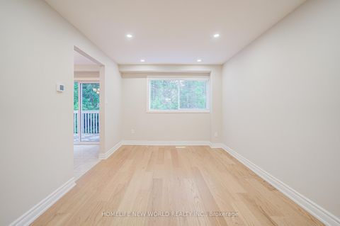 Photo 9 at 29 New Havens Way, Thornhill, Markham