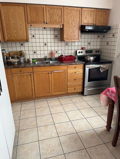 Photo 4 at 1 - 3409 st.clair Avenue E, Birchmount, Toronto