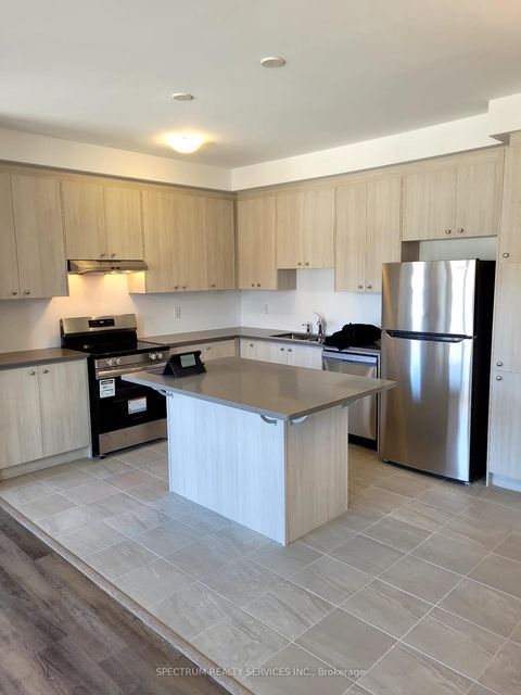 Photo 4 at 94 Ennerdale Street, Rural Barrie Southwest, Barrie