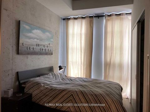 Photo 6 at 210 - 608 Richmond Street W, Waterfront Communities C1, Toronto
