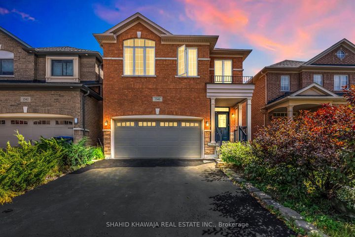 Photo 1 at 1546 Portsmouth Place, East Credit, Mississauga