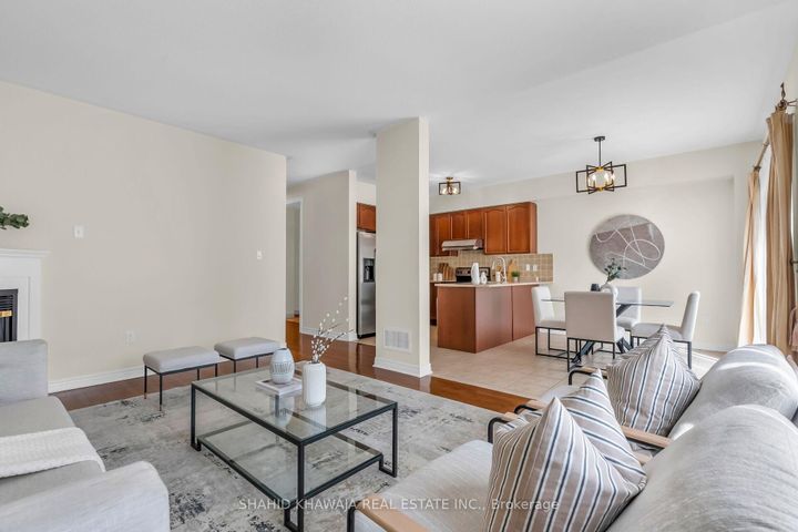 Photo 10 at 1546 Portsmouth Place, East Credit, Mississauga