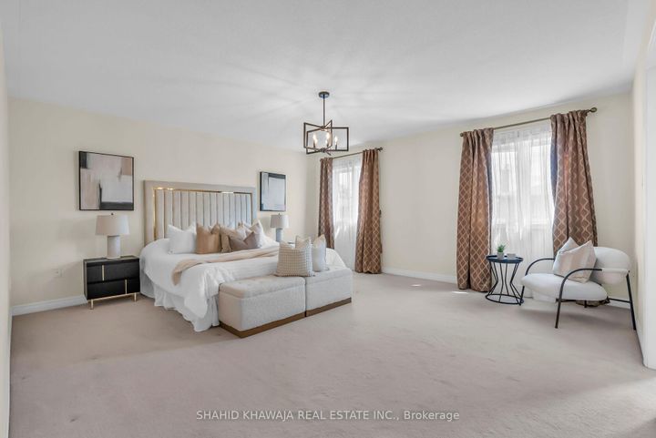 Photo 18 at 1546 Portsmouth Place, East Credit, Mississauga