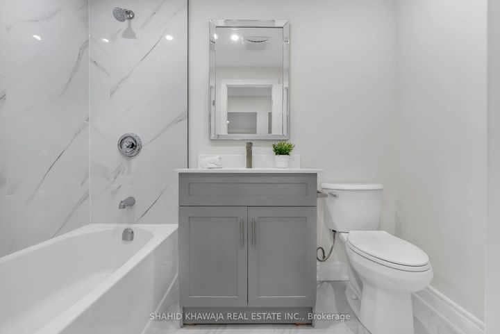 Photo 37 at 1546 Portsmouth Place, East Credit, Mississauga