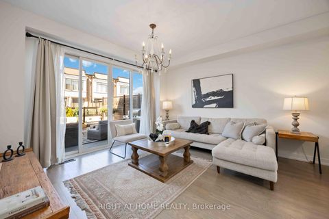 Photo 3 at 50 Troon Avenue, Maple, Vaughan