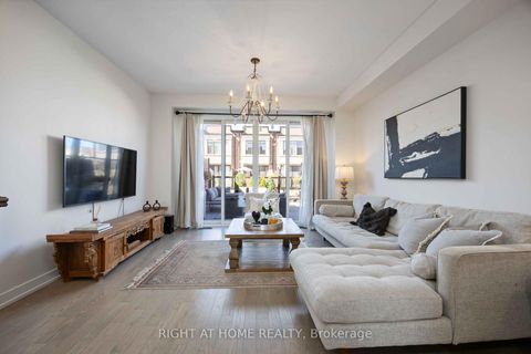 Photo 4 at 50 Troon Avenue, Maple, Vaughan