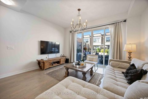 Photo 5 at 50 Troon Avenue, Maple, Vaughan
