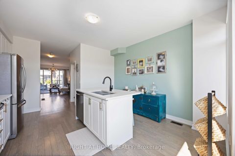 Photo 10 at 50 Troon Avenue, Maple, Vaughan