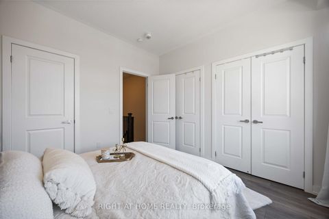Photo 18 at 50 Troon Avenue, Maple, Vaughan