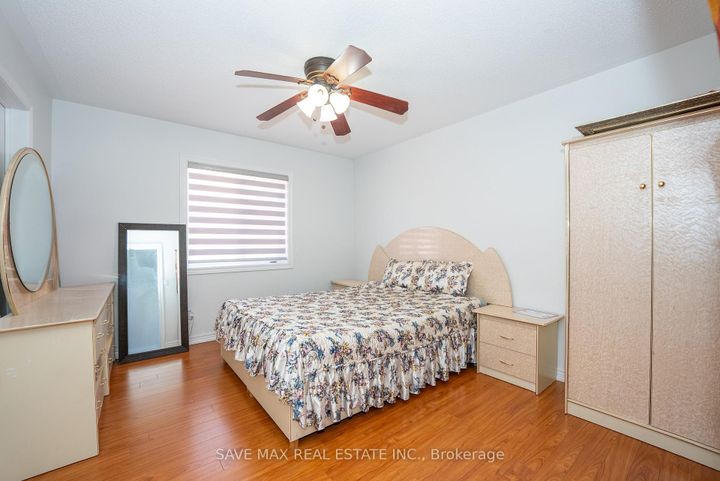 Photo 24 at 17 Charger Lane, Fletcher's Meadow, Brampton