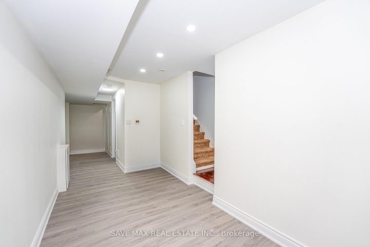 Photo 34 at 17 Charger Lane, Fletcher's Meadow, Brampton