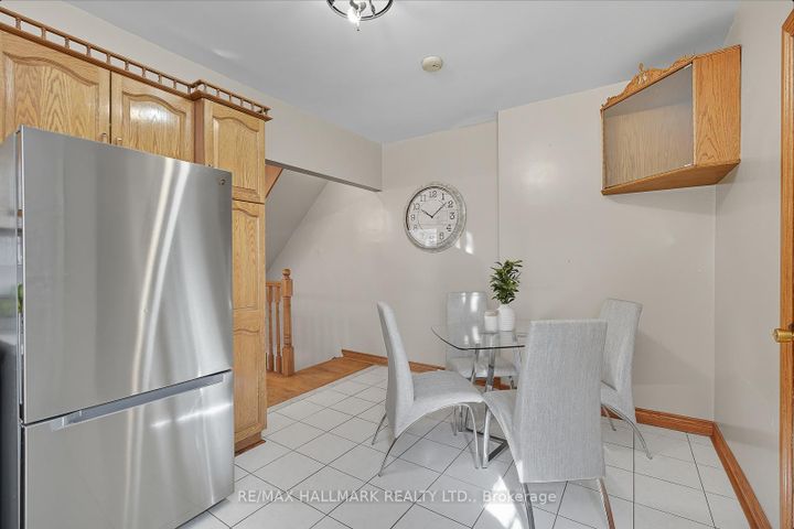 Photo 16 at 533 Milverton Boulevard, Danforth, Toronto