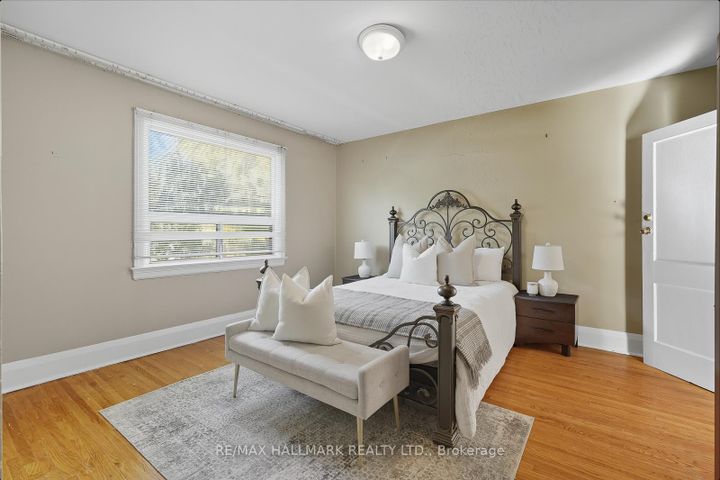 Photo 22 at 533 Milverton Boulevard, Danforth, Toronto