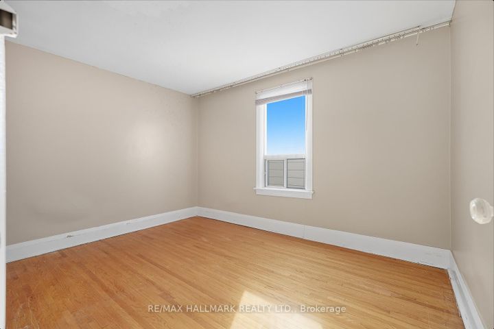 Photo 24 at 533 Milverton Boulevard, Danforth, Toronto