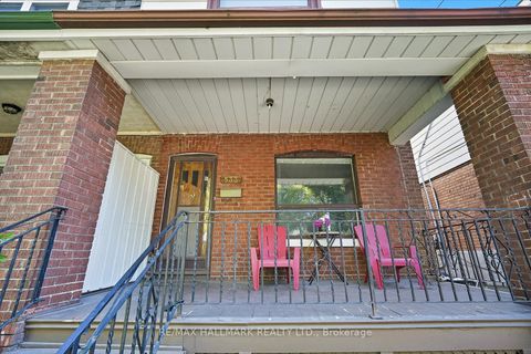 Photo 3 at 533 Milverton Boulevard, Danforth, Toronto
