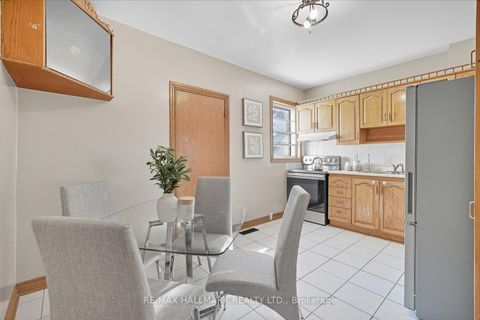 Photo 12 at 533 Milverton Boulevard, Danforth, Toronto