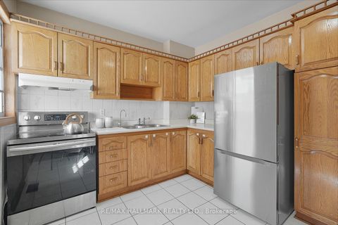 Photo 14 at 533 Milverton Boulevard, Danforth, Toronto