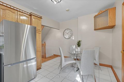 Photo 16 at 533 Milverton Boulevard, Danforth, Toronto