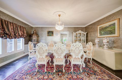 Photo 10 at 28 Edmund Crescent, Bayview Hill, Richmond Hill