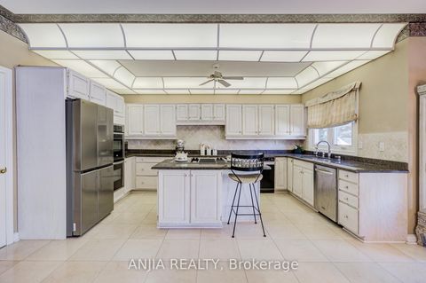 Photo 14 at 28 Edmund Crescent, Bayview Hill, Richmond Hill Photo 14 at 28 Edmund Crescent, Bayview Hill, Richmond Hill