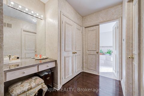 Photo 25 at 28 Edmund Crescent, Bayview Hill, Richmond Hill