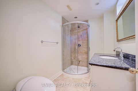 Photo 40 at 28 Edmund Crescent, Bayview Hill, Richmond Hill