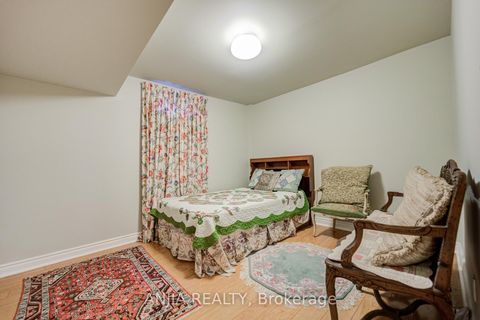 Photo 42 at 28 Edmund Crescent, Bayview Hill, Richmond Hill