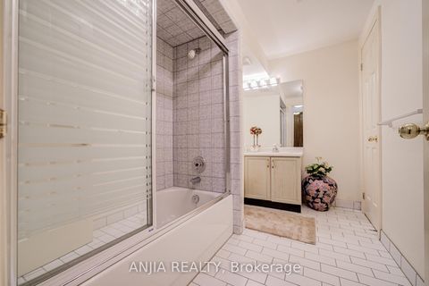 Photo 44 at 28 Edmund Crescent, Bayview Hill, Richmond Hill Photo 44 at 28 Edmund Crescent, Bayview Hill, Richmond Hill