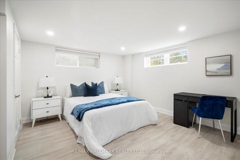 Photo 38 at 134 Manse Road, West Hill, Toronto