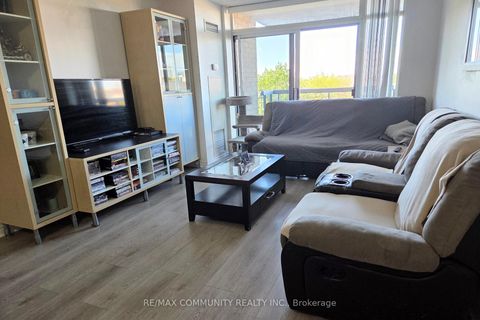 Photo 10 at 312 - 8 Mondeo Drive, Dorset Park, Toronto