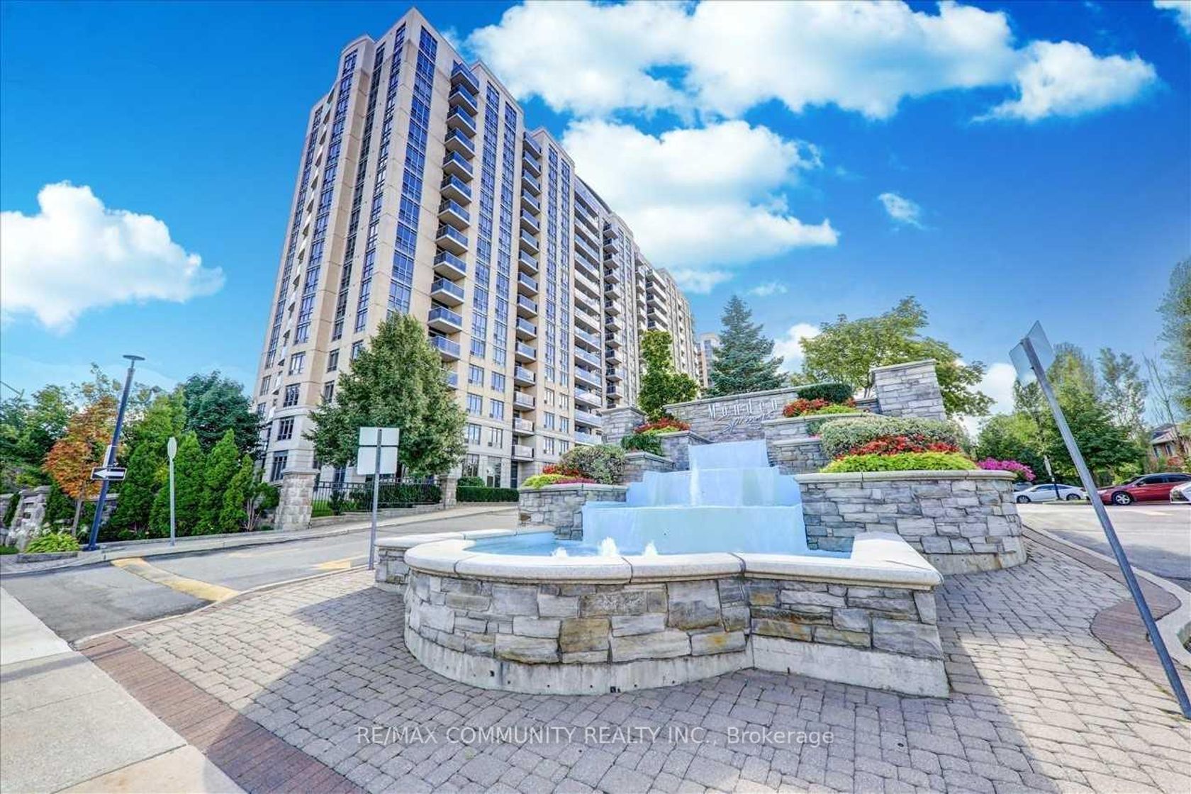 312 - 8 Mondeo Drive, Dorset Park, Toronto 