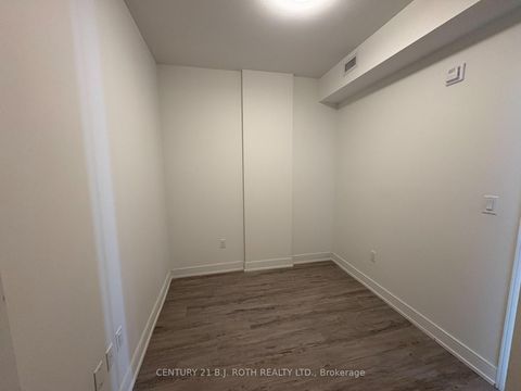 Photo 8 at 609 - 185 Dunlop Street, Lakeshore, Barrie