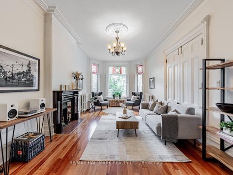 Photo 2 at 50 Rose Avenue, South St. James Town, Toronto Photo 2 at 50 Rose Avenue, South St. James Town, Toronto