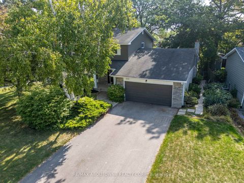 Photo 4 at 222 Vance Drive, BR Bronte, Oakville