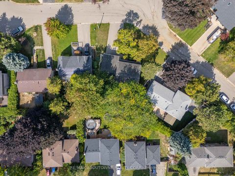 Photo 5 at 222 Vance Drive, BR Bronte, Oakville