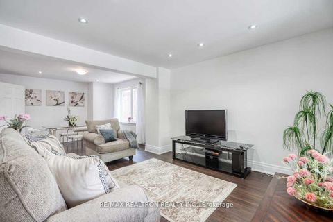 Photo 6 at 44 Jesmond Avenue N, Oakwood Village, Toronto