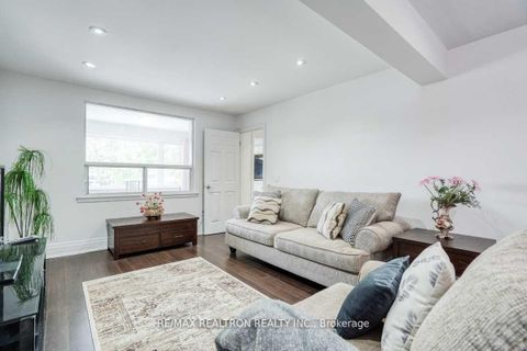 Photo 9 at 44 Jesmond Avenue N, Oakwood Village, Toronto