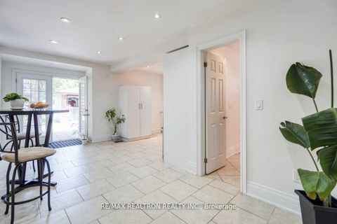 Photo 13 at 44 Jesmond Avenue N, Oakwood Village, Toronto