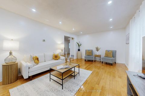 Photo 5 at 6 Rockwood Drive, Cliffcrest, Toronto