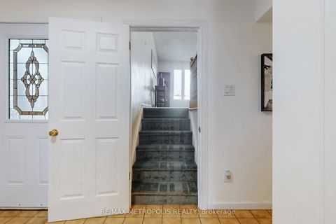 Photo 19 at 6 Rockwood Drive, Cliffcrest, Toronto