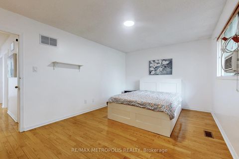 Photo 26 at 6 Rockwood Drive, Cliffcrest, Toronto