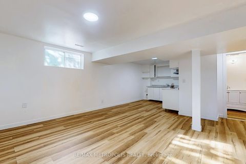 Photo 40 at 6 Rockwood Drive, Cliffcrest, Toronto