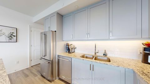 Photo 13 at 1103 - 20 Gatineau Drive, Beverley Glen, Vaughan