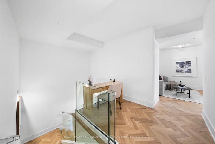 Photo 15 at 213 - 155 Merchants' Wharf, Waterfront Communities C8, Toronto