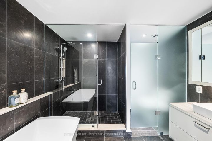 Photo 29 at 213 - 155 Merchants' Wharf, Waterfront Communities C8, Toronto