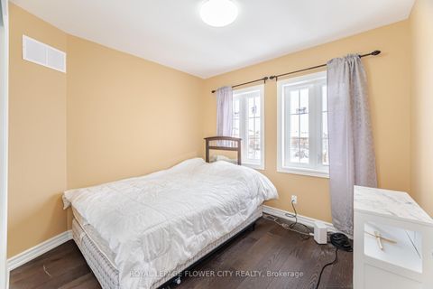 Photo 23 at 68 Denton Circle, Maple, Vaughan