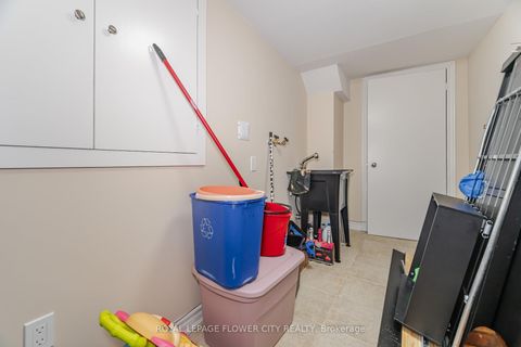 Photo 31 at 68 Denton Circle, Maple, Vaughan
