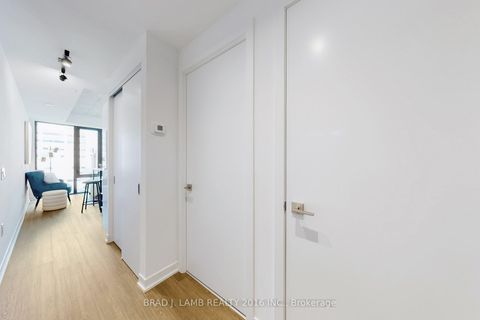 Photo 18 at 1004 - 195 McCaul Street, Chinatown, Toronto