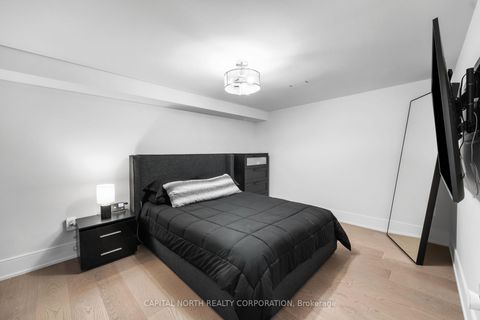 Photo 39 at 130 Fifth Avenue, East Woodbridge, Vaughan